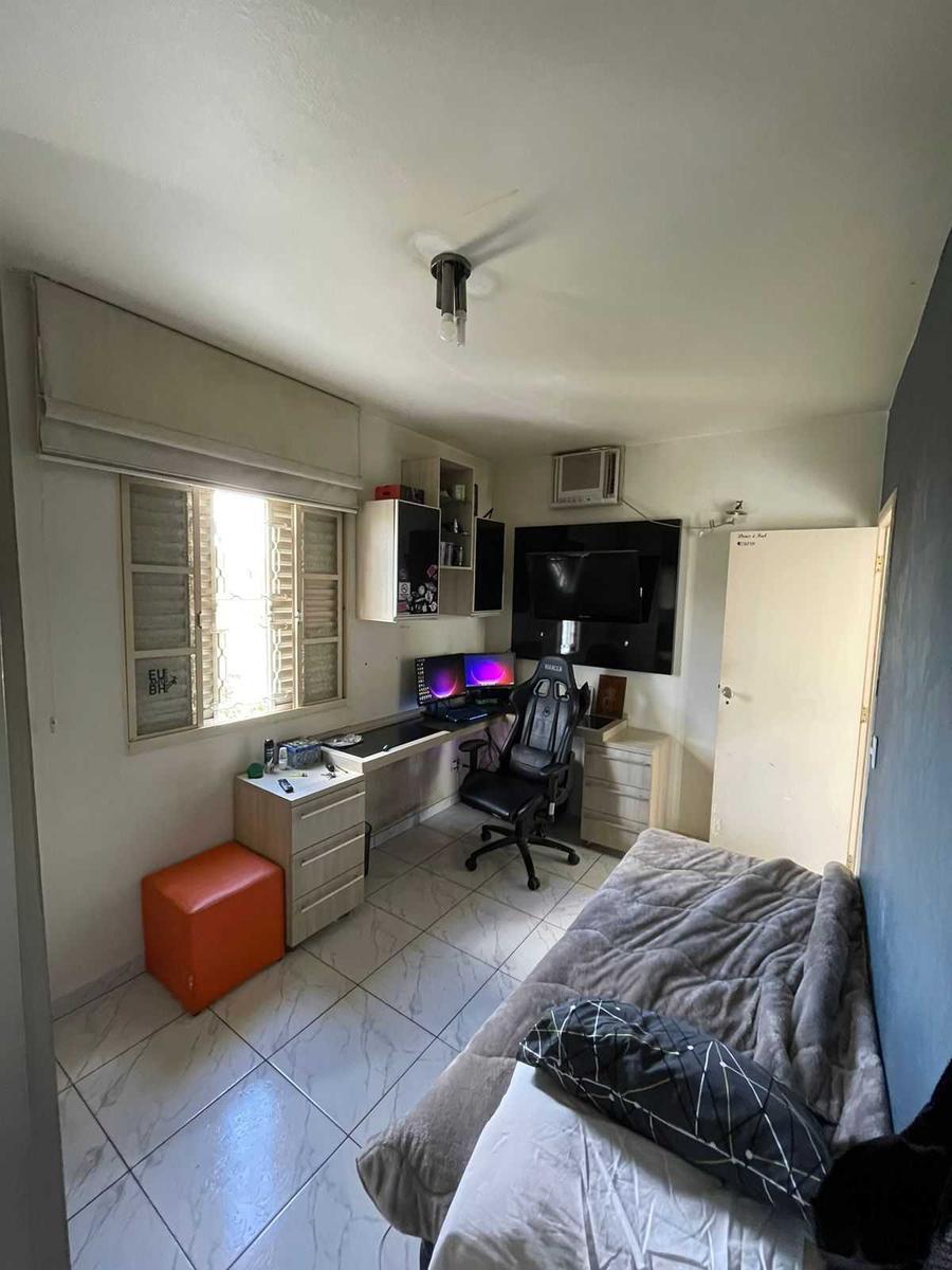 Lote, Padre Eustáquio, 4 Quartos, 0 Vaga, 1 Suíte