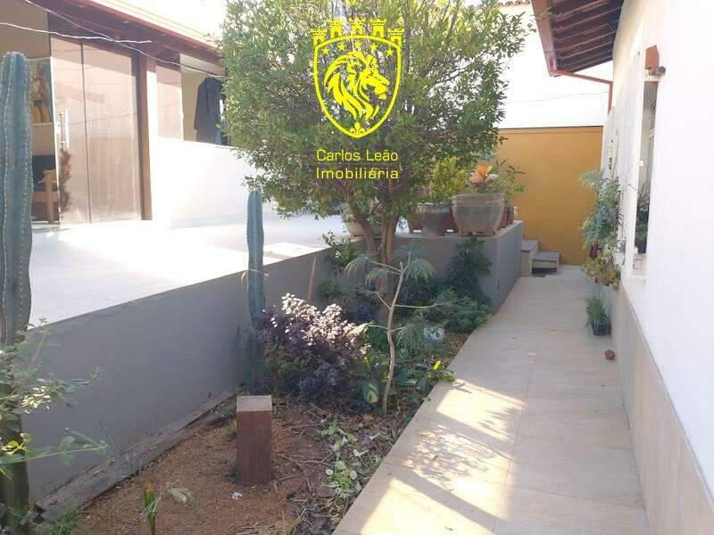 Casa, São José, 3 Quartos, 4 Vagas, 2 Suítes