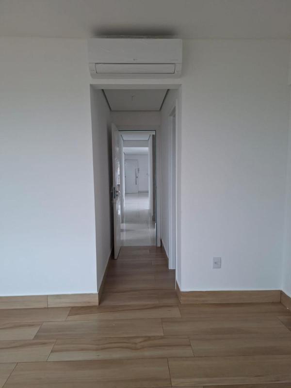 Apartamento, Barreiro, 3 Quartos, 2 Vagas, 1 Suíte