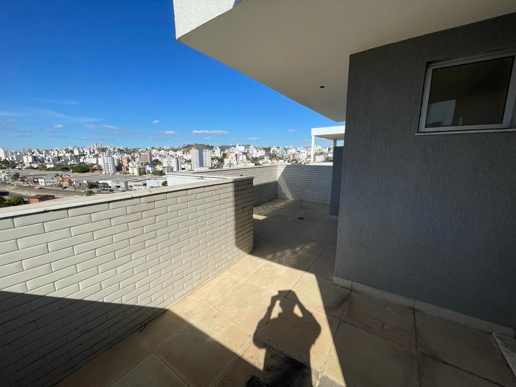 Cobertura, Serrano, 4 Quartos, 2 Vagas, 2 Suítes