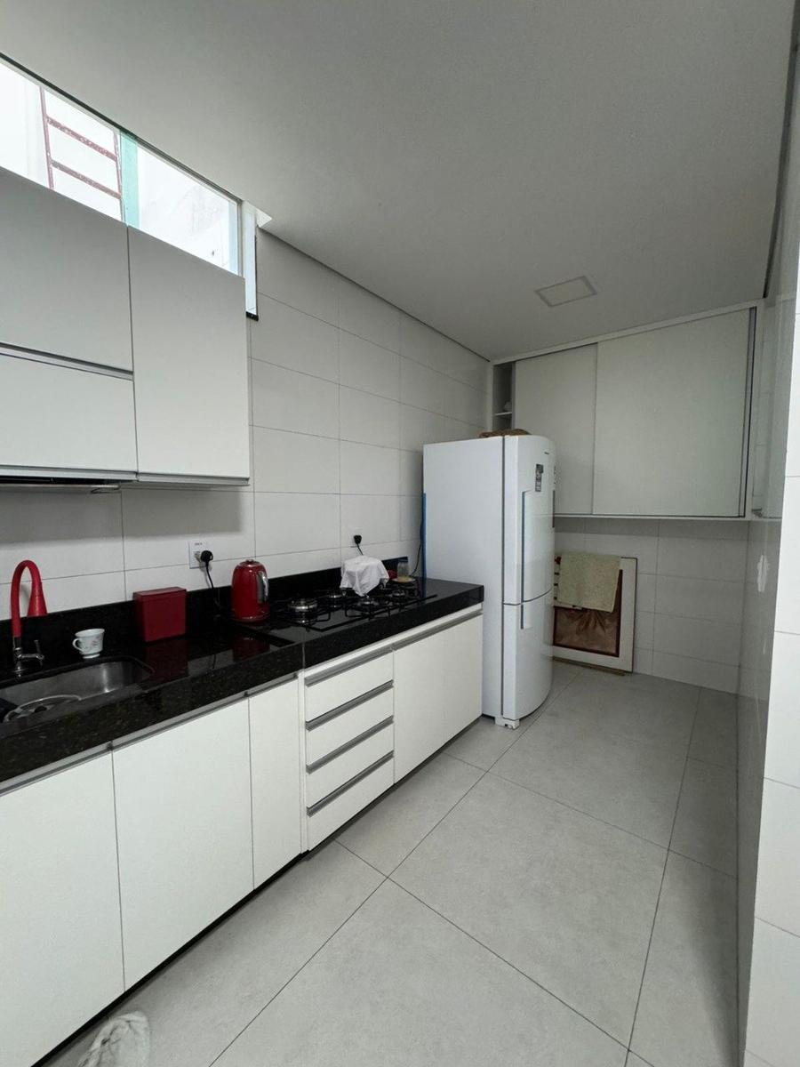 Casa, Floresta, 5 Quartos, 2 Vagas, 2 Suítes