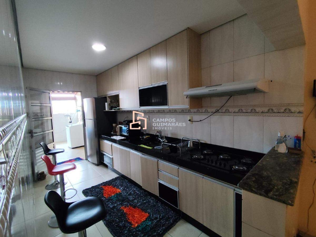 Casa Comercial, Vila Cristina, 3 Quartos, 2 Vagas, 1 Suíte