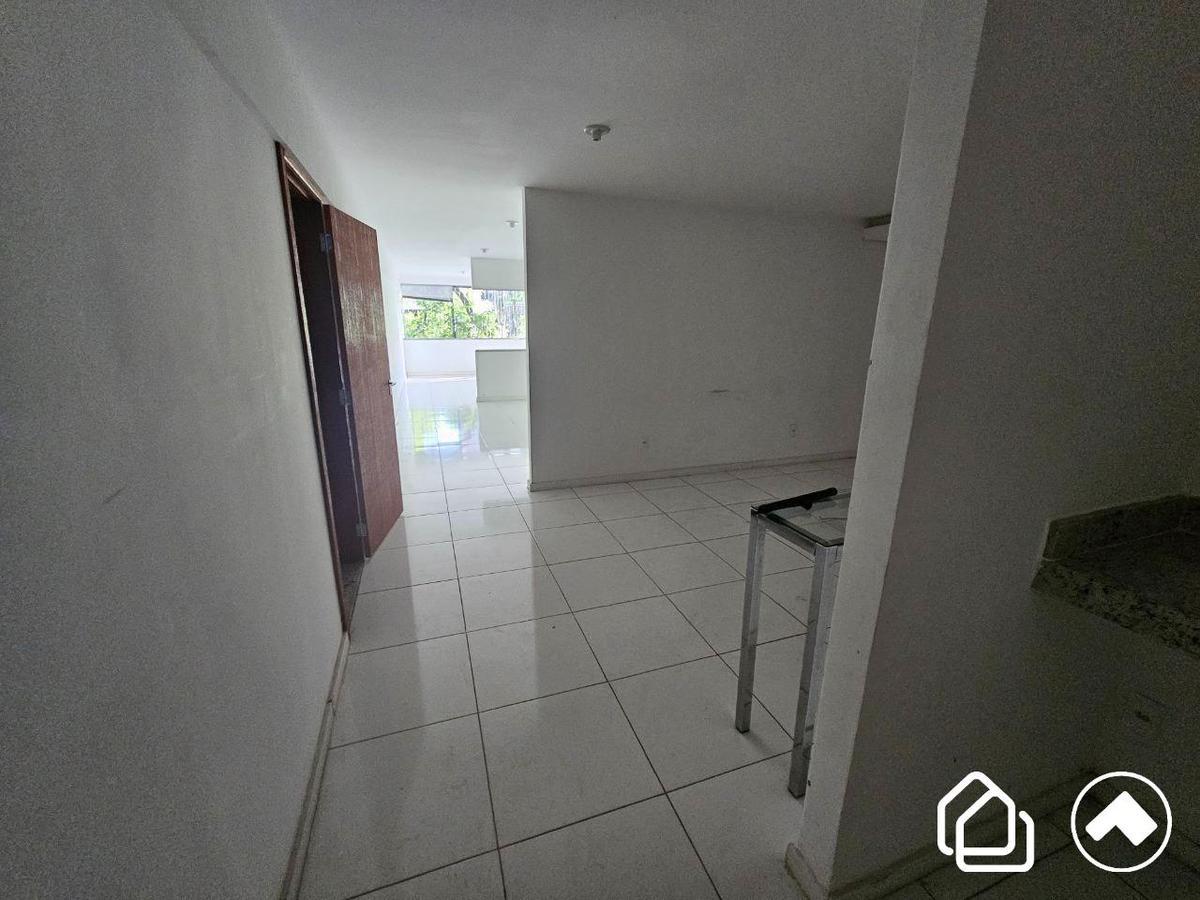 Sala, Barro Preto