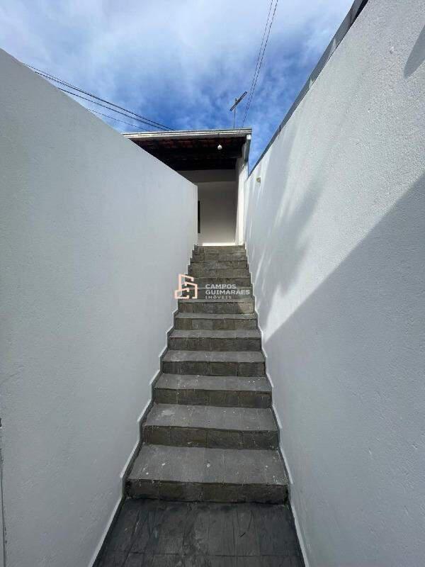 Casa Comercial, Alípio de Melo, 3 Quartos, 1 Suíte