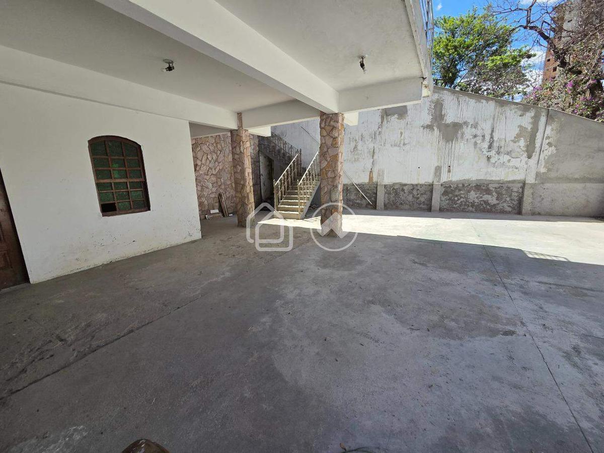 Casa, Buritis, 3 Quartos, 4 Vagas, 2 Suítes