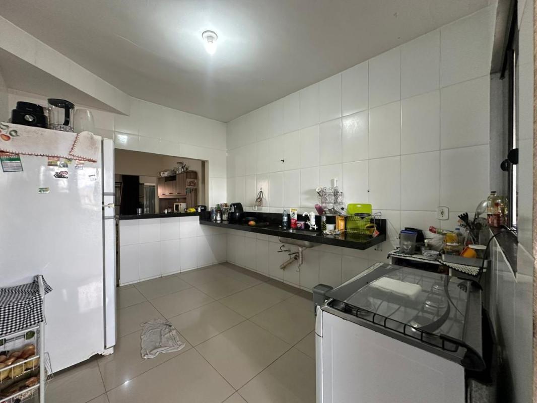 Casa, Diamante, 5 Quartos, 2 Vagas, 1 Suíte