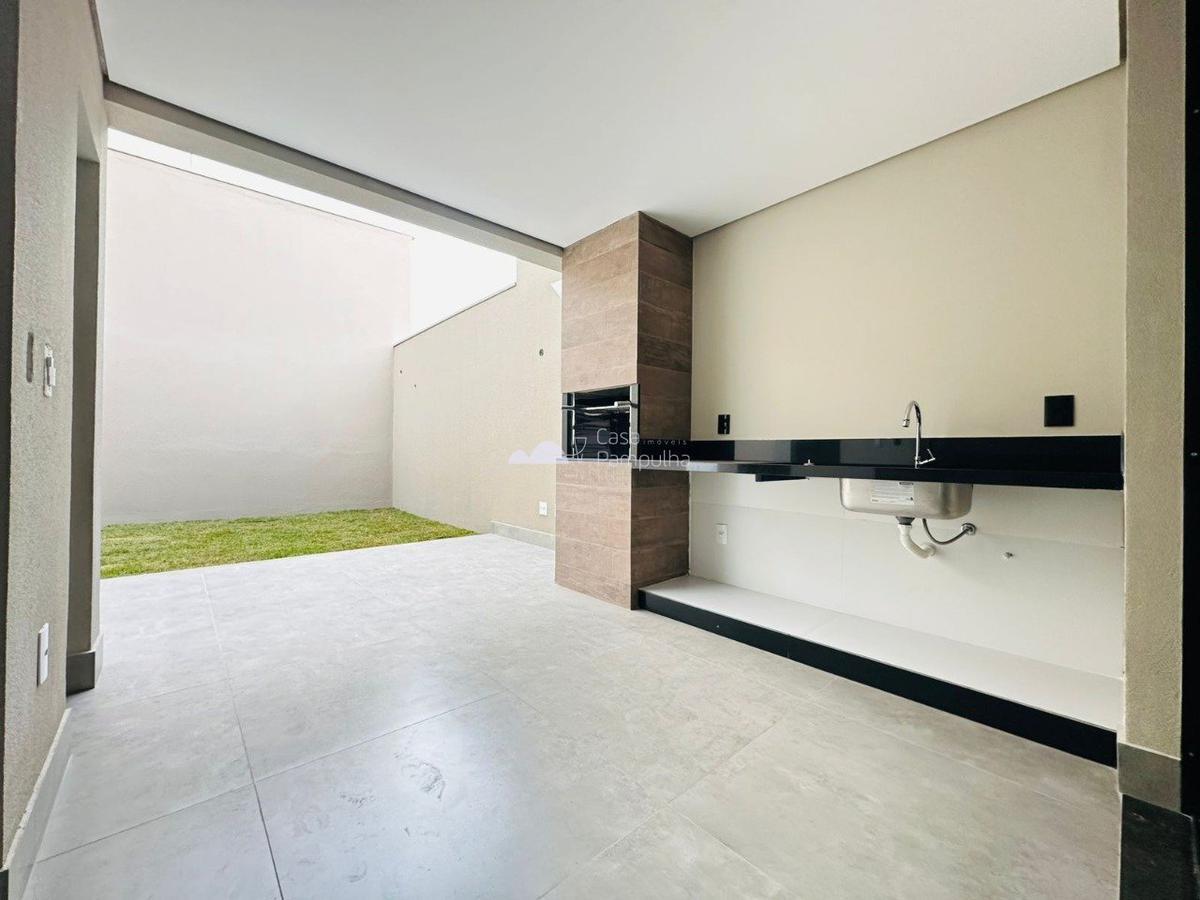 Casa, Jaraguá, 4 Quartos, 3 Vagas, 1 Suíte