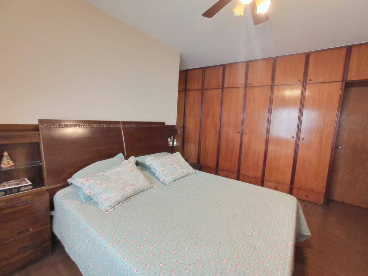 Casa, Buritis, 4 Quartos, 3 Vagas, 2 Suítes