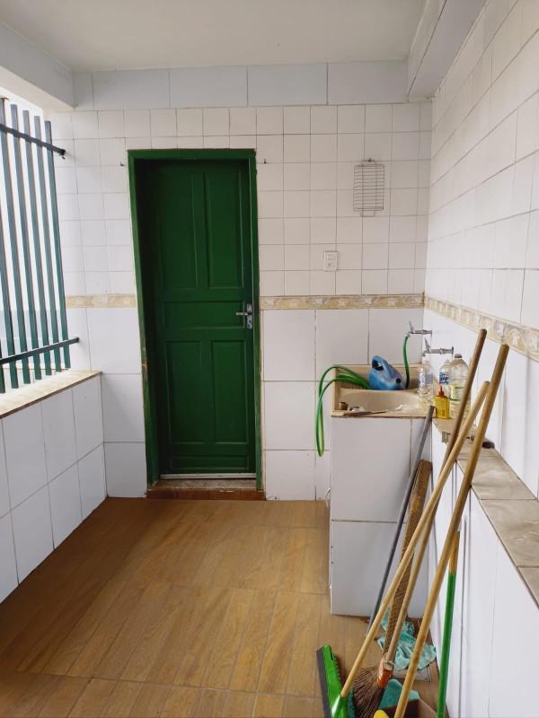 Casa, Conjunto Água Branca, 4 Quartos, 5 Vagas, 1 Suíte