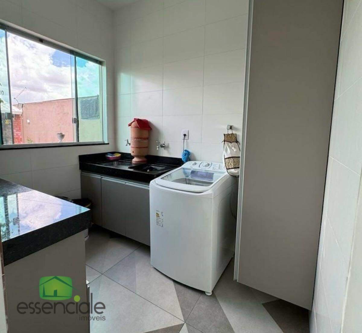 Casa, São Gonçalo, 3 Quartos, 8 Vagas, 1 Suíte