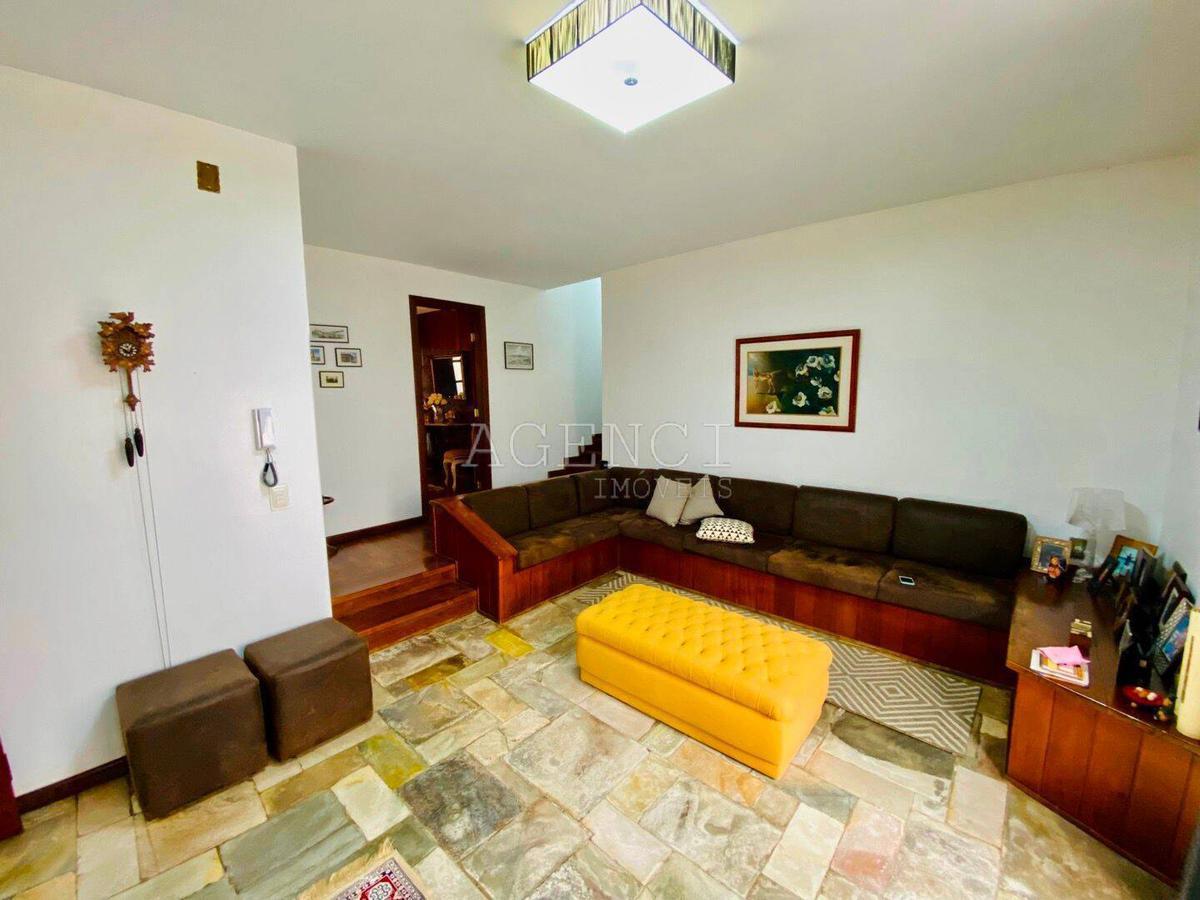 Casa, Bandeirantes (pampulha), 4 Quartos, 0 Vaga, 1 Suíte