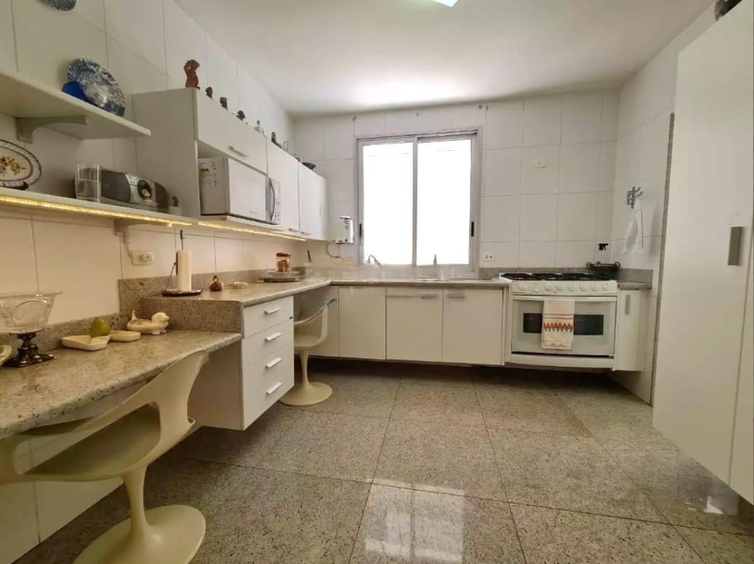 Apartamento, Funcionários, 3 Quartos, 2 Vagas, 1 Suíte