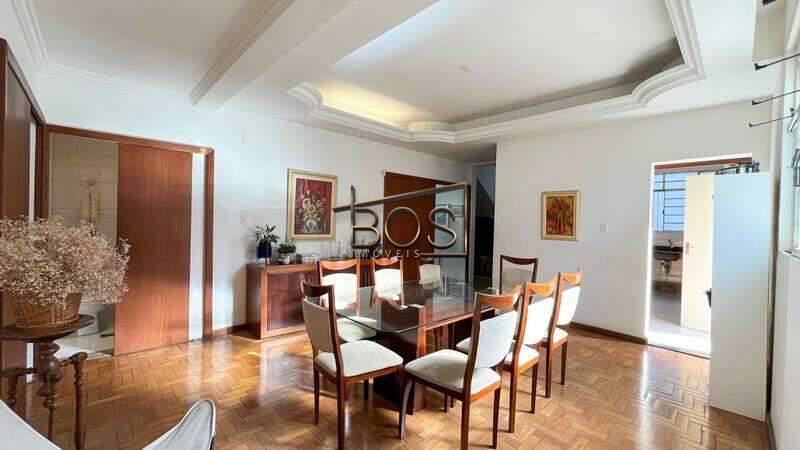 Casa, Serra, 7 Quartos, 6 Vagas, 3 Suítes