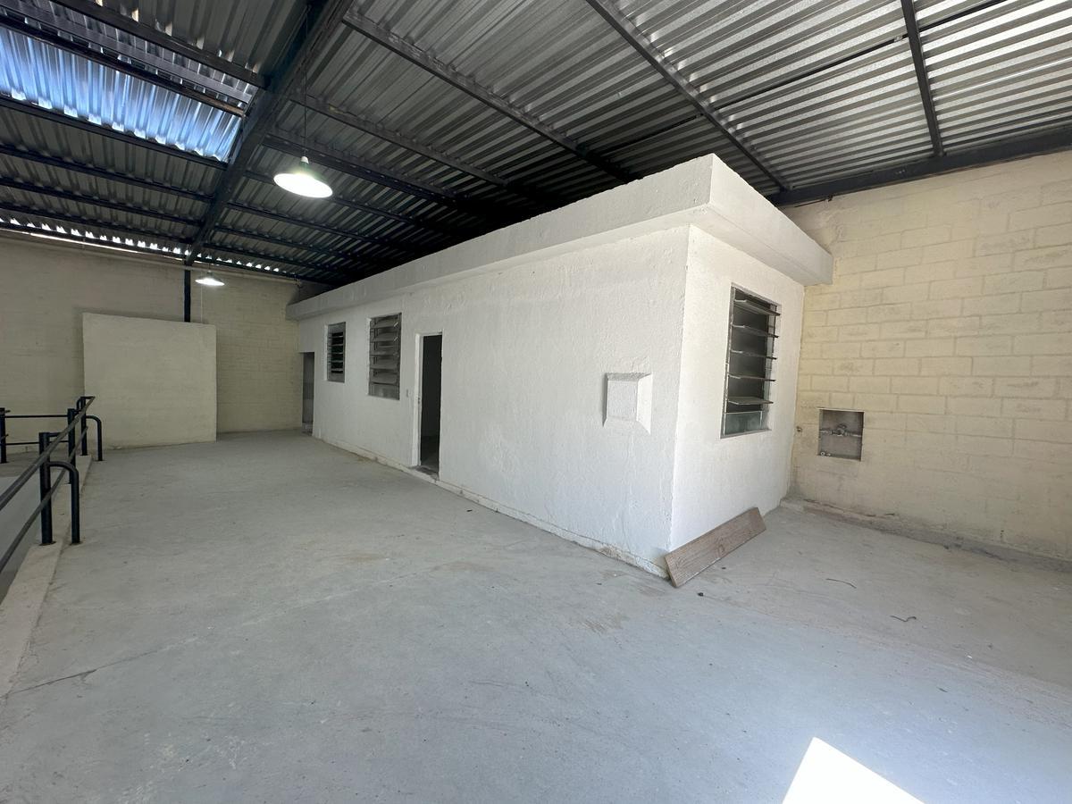 Galpão, Glória, 0 Quarto, 5 Vagas