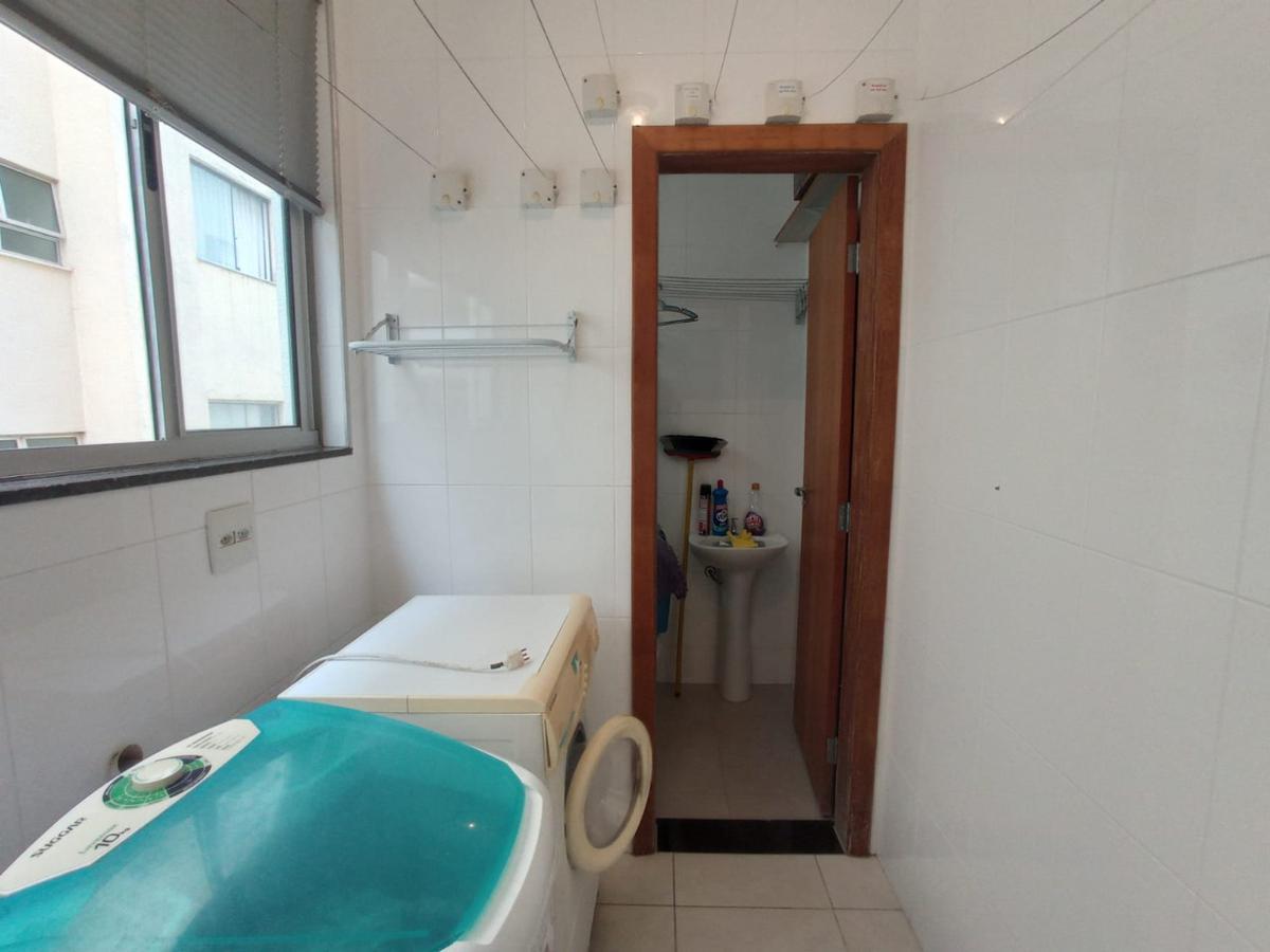 Apartamento, Sagrada Família, 3 Quartos, 2 Vagas, 1 Suíte