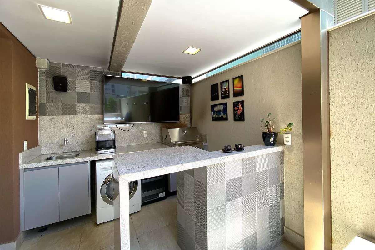 Apartamento, Funcionários, 2 Quartos, 2 Vagas, 2 Suítes