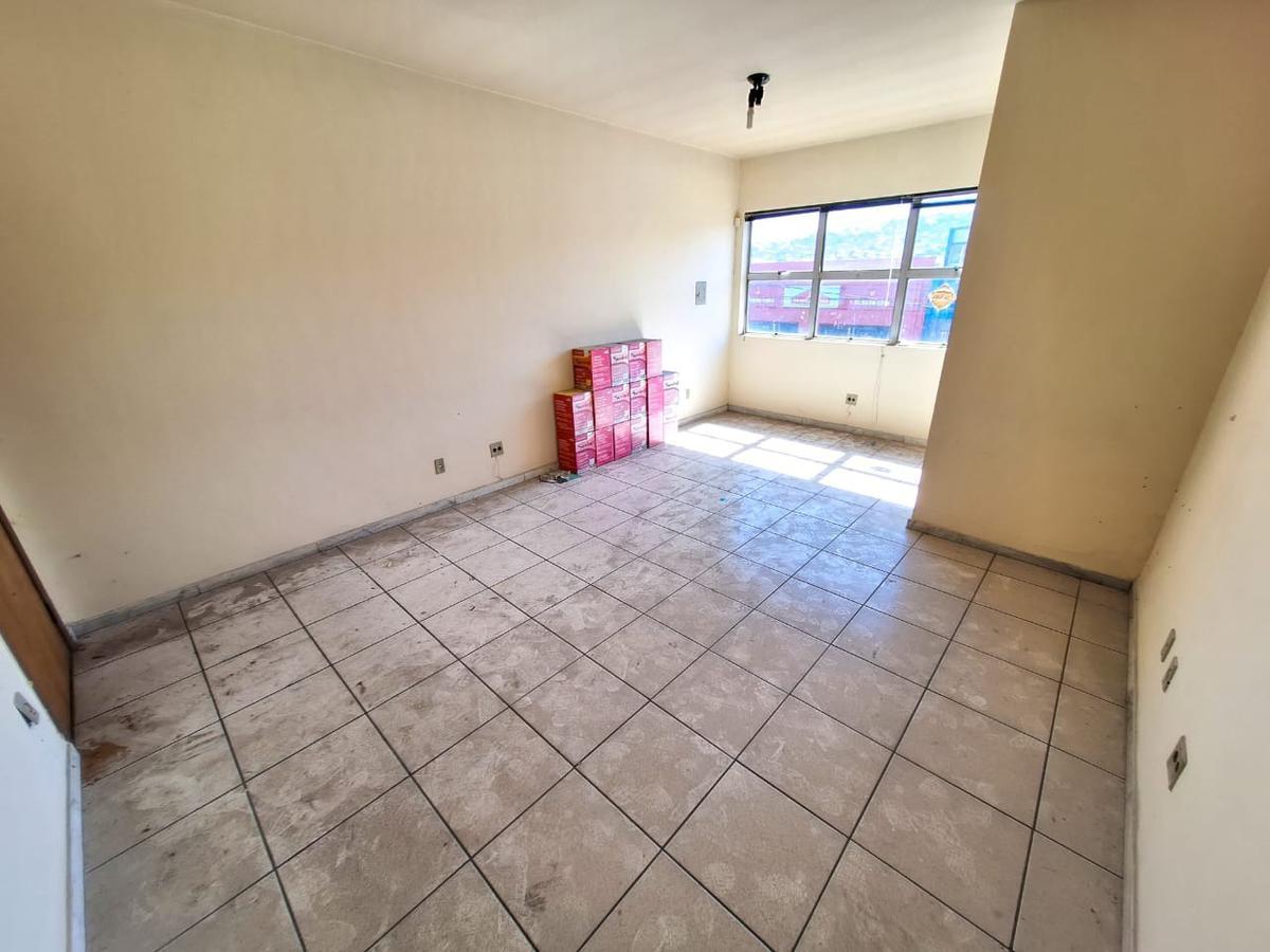 Sala, Venda Nova, 0 Quarto, 0 Vaga