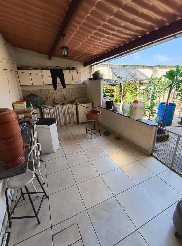 Casa, Tirol, 5 Quartos, 2 Vagas, 1 Suíte