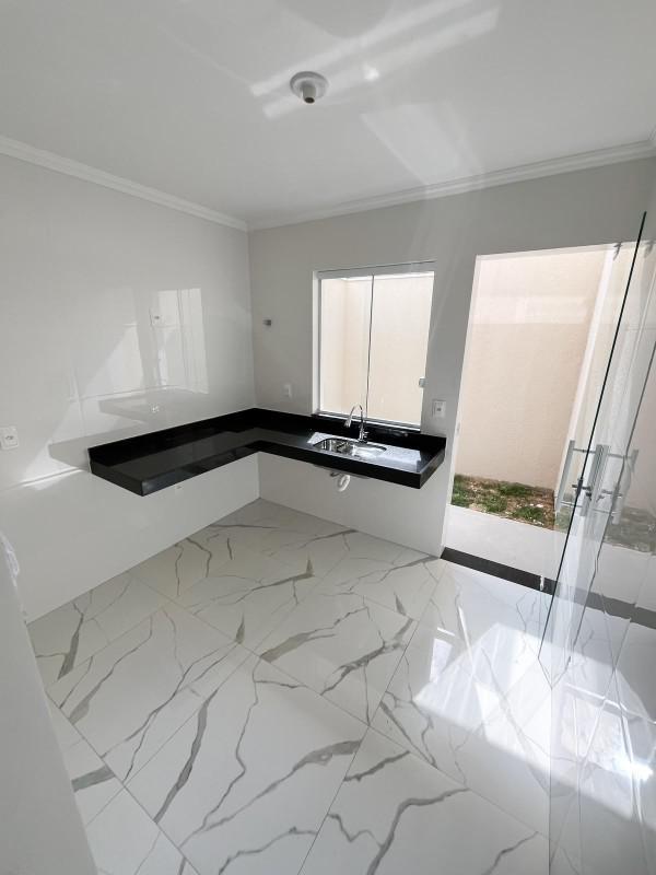 Casa, Candelária, 2 Quartos, 1 Vaga, 2 Suítes