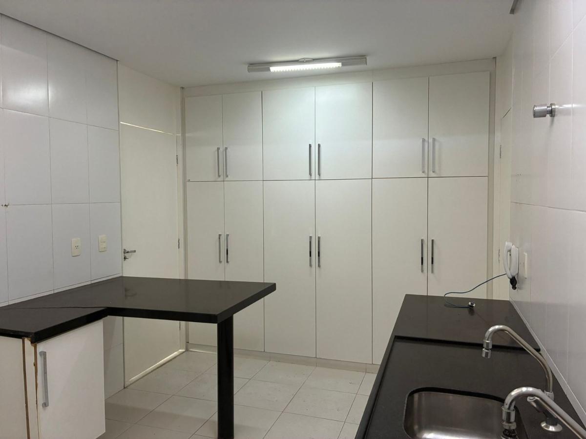 Casa, São José, 3 Quartos, 5 Vagas, 1 Suíte