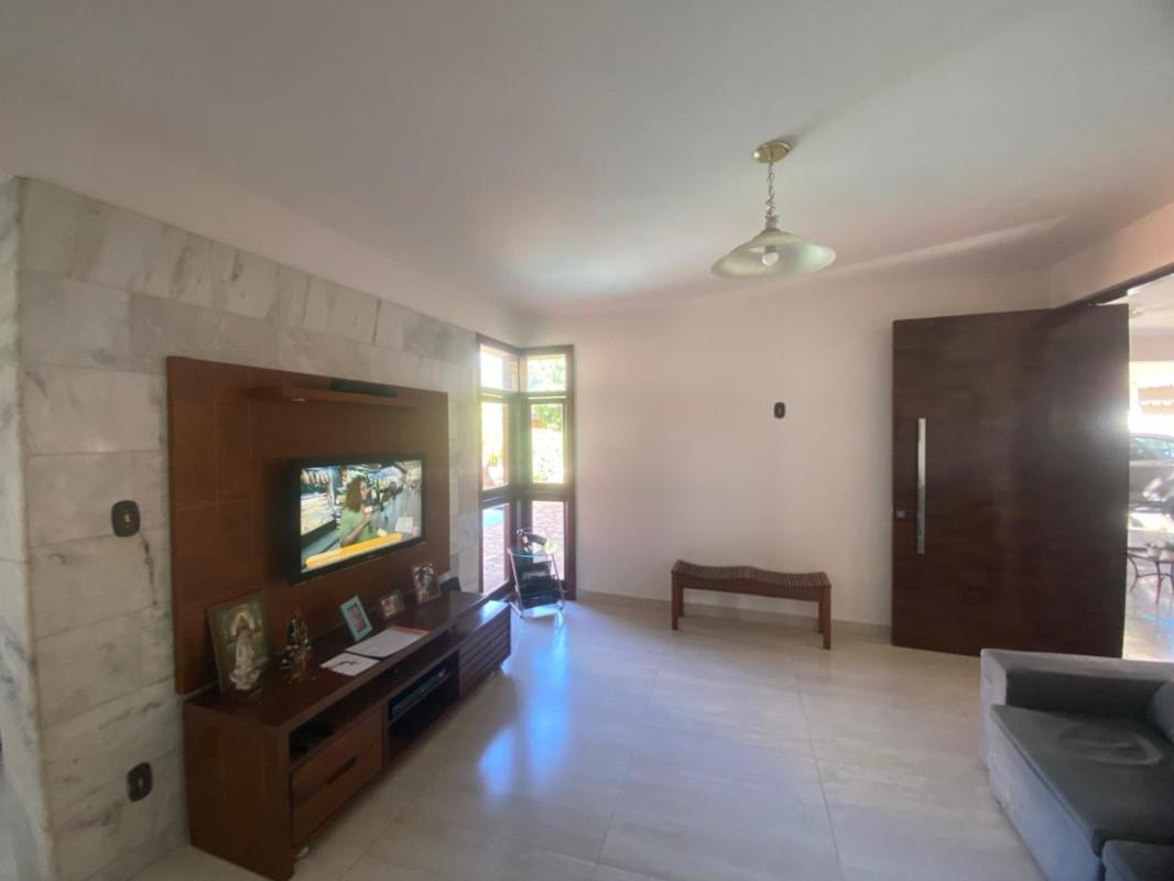 Casa, Nossa Senhora do Carmo, 4 Quartos, 4 Vagas, 2 Suítes