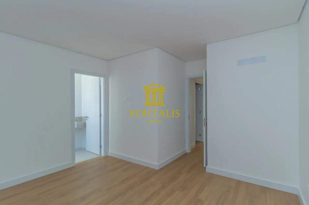 Cobertura, Serra, 3 Quartos, 2 Vagas, 1 Suíte