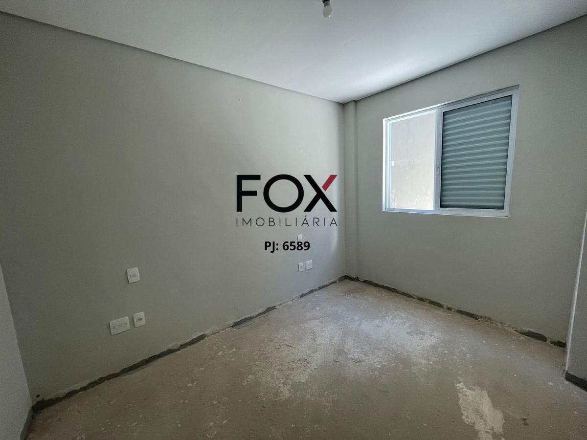 Apartamento, Sagrada Família, 3 Quartos, 2 Vagas, 1 Suíte