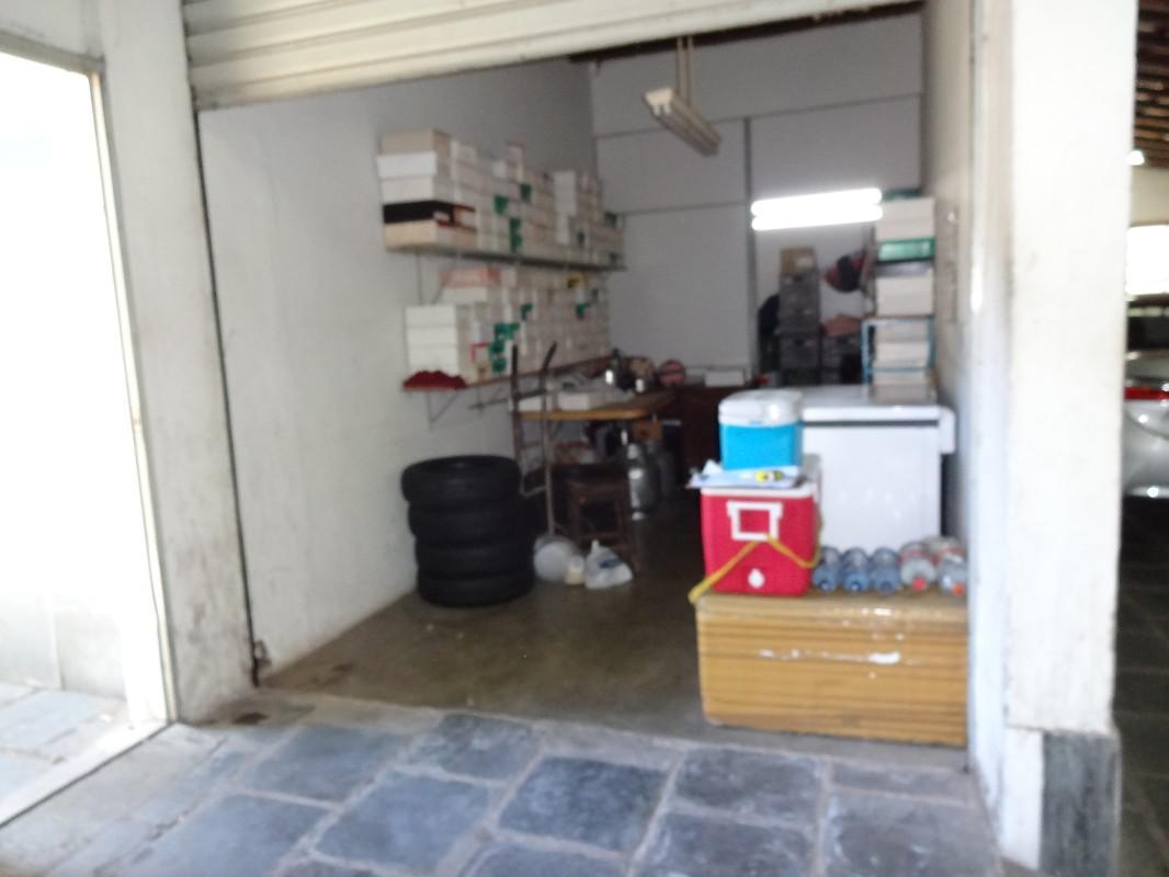 Galpão, Floramar, 0 Quarto, 2 Vagas