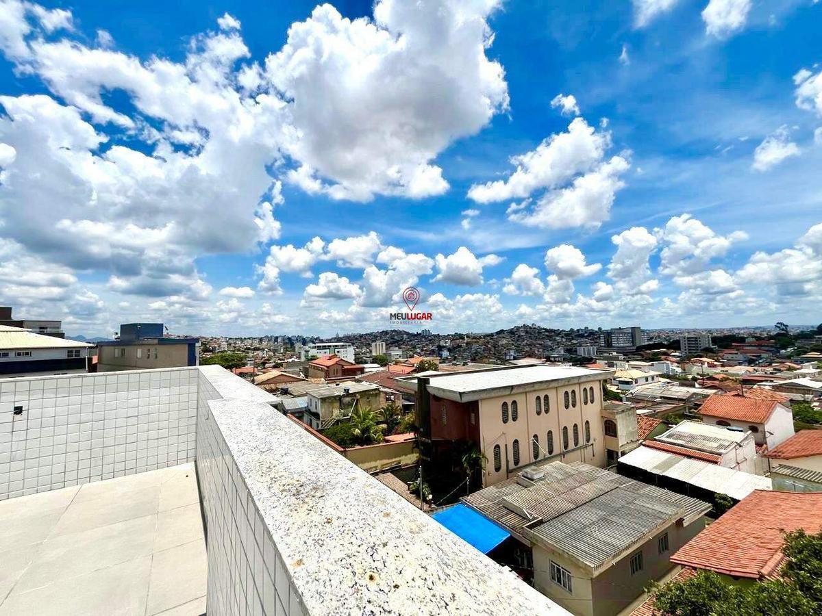 Cobertura, Milionários, 3 Quartos, 2 Vagas, 1 Suíte