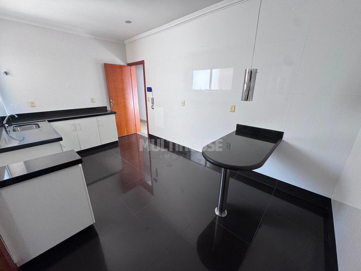 Apartamento, Itapoã, 3 Quartos, 2 Vagas, 1 Suíte