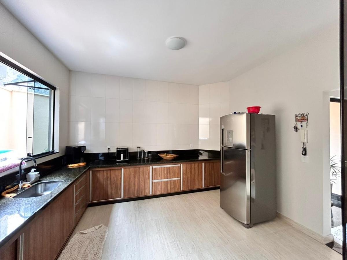 Casa, Camilo Alves, 4 Quartos, 3 Vagas