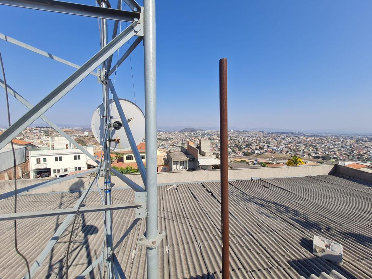 Prédio, Tropical, 0 Quarto, 12 Vagas
