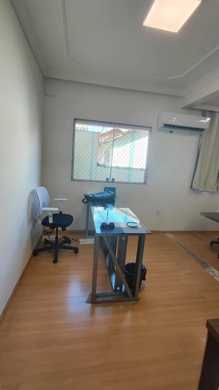 Casa, Itapoã, 4 Quartos, 2 Vagas, 1 Suíte