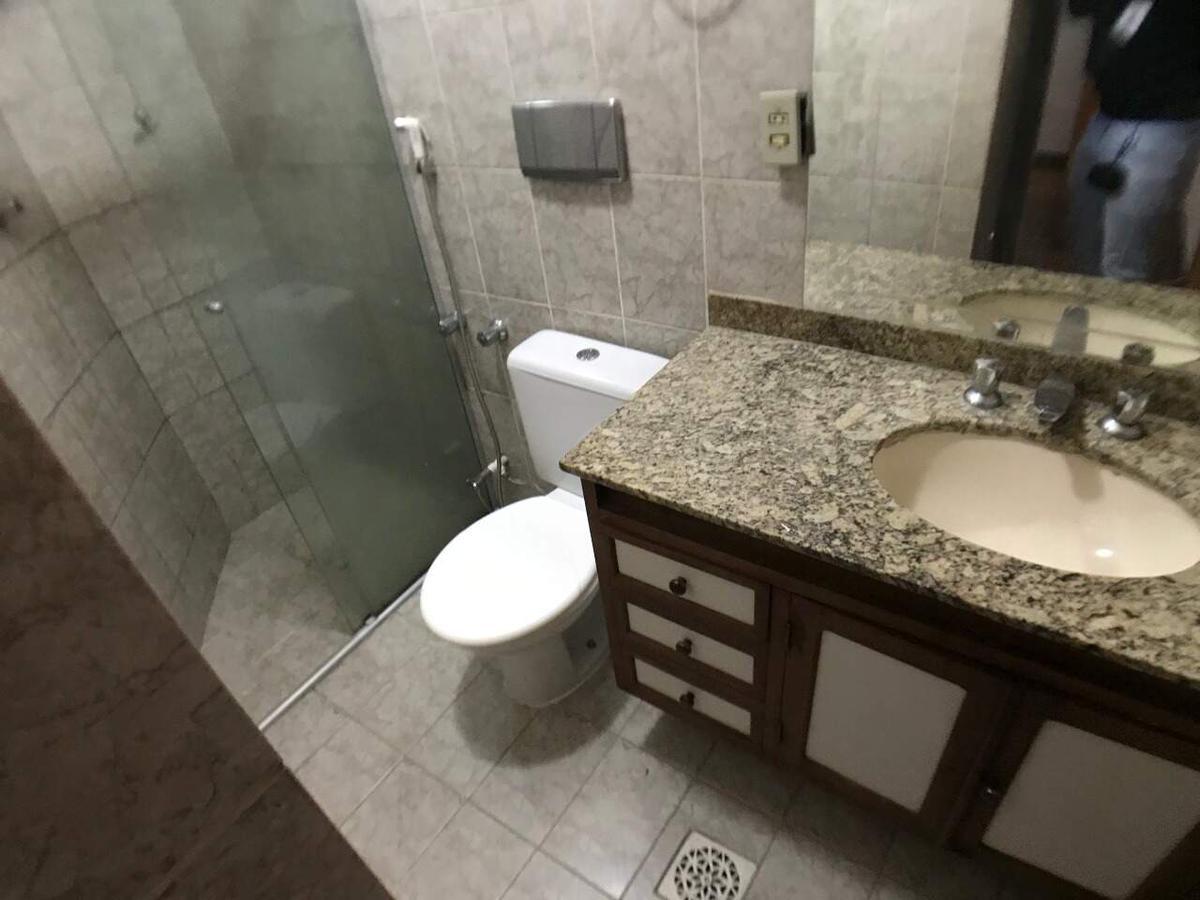 Apartamento, Estoril, 2 Quartos, 1 Vaga, 1 Suíte