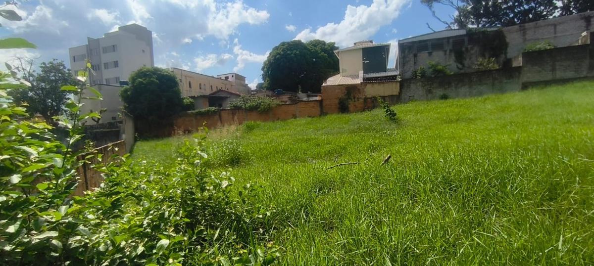 Lote, Céu Azul, 0 Quarto, 0 Vaga