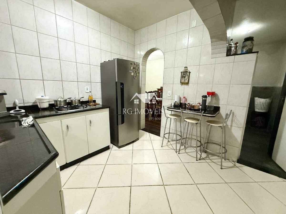 Casa, Araguaia, 4 Quartos, 3 Vagas, 1 Suíte