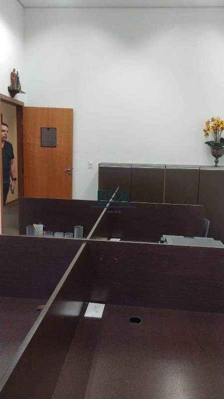 Sala, Savassi, 0 Quarto, 3 Vagas