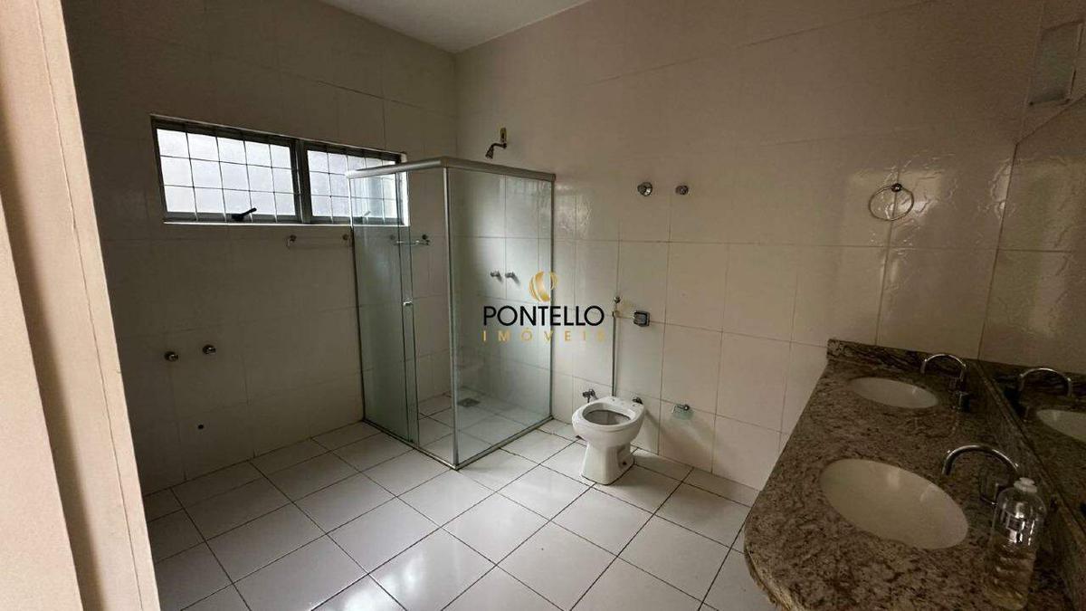 Casa, Santa Rita de Cássia, 3 Quartos, 2 Vagas, 2 Suítes