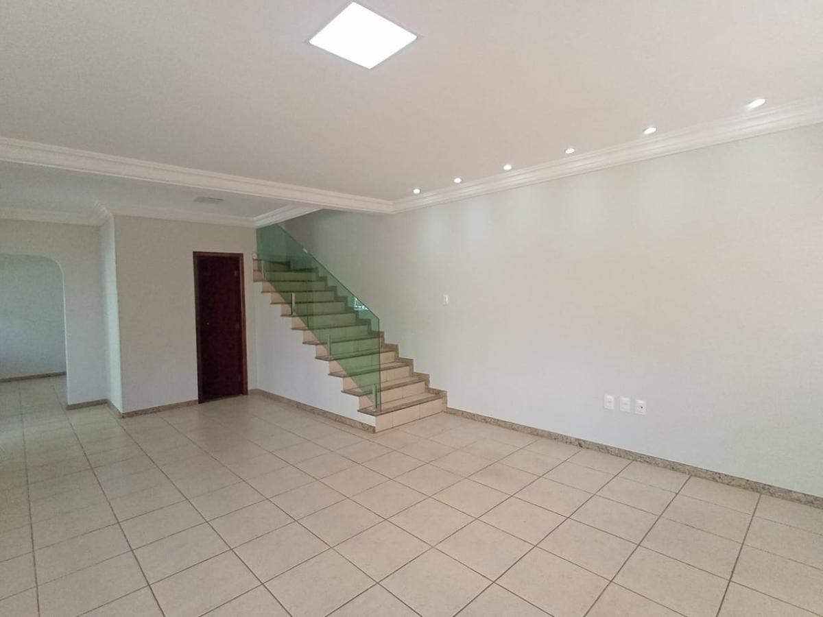 Casa Comercial, União, 0 Quarto, 0 Vaga