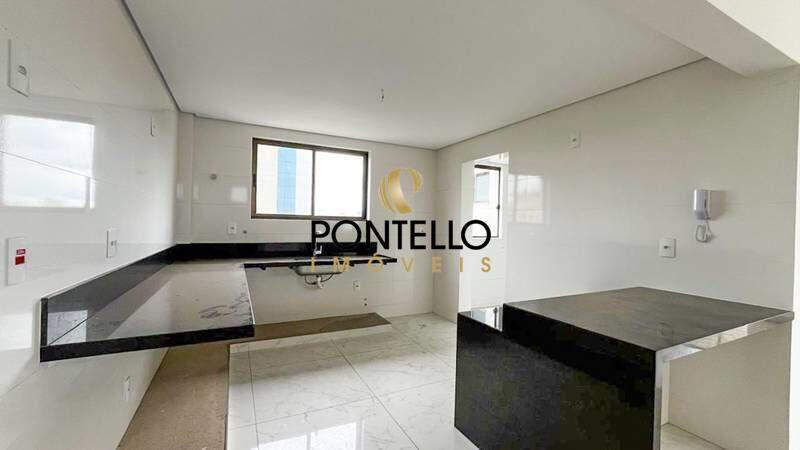 Cobertura, Indaiá, 4 Quartos, 3 Vagas, 3 Suítes