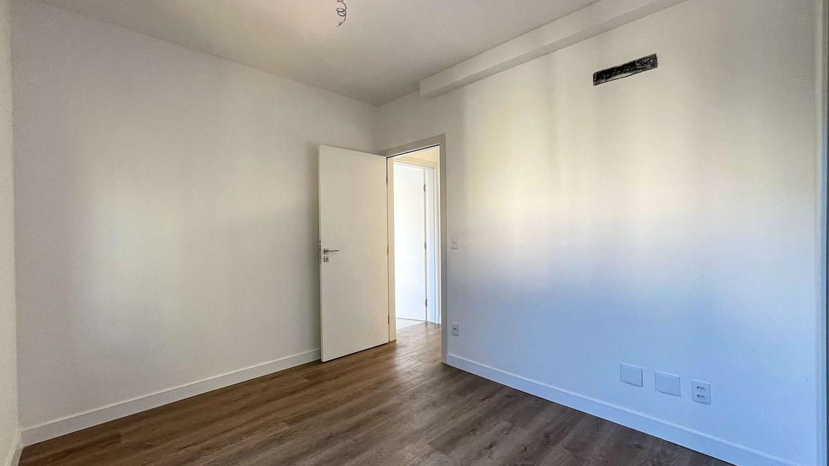 Apartamento, Cruzeiro, 4 Quartos, 4 Vagas, 2 Suítes