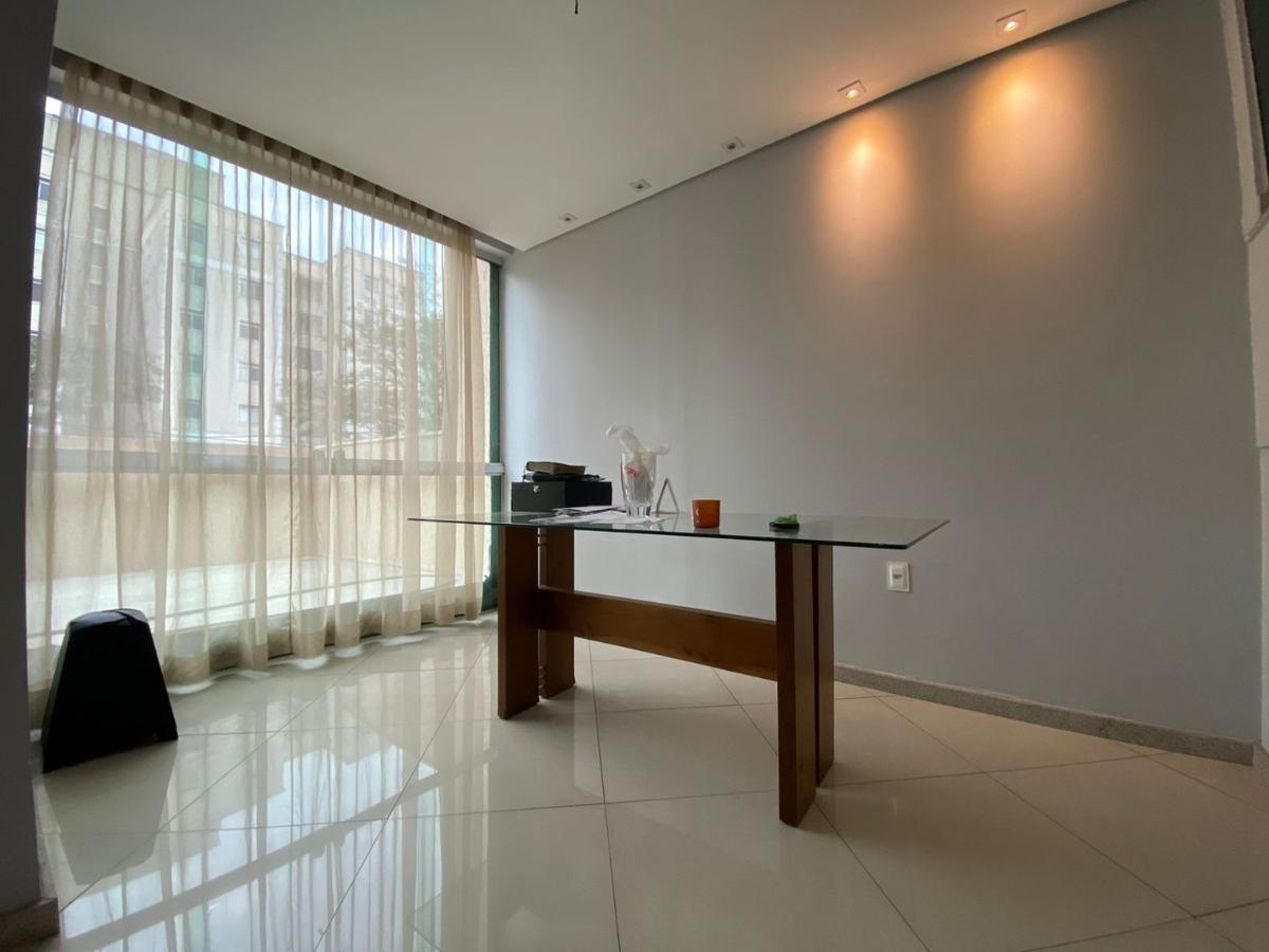 Casa, Cabral, 4 Quartos, 3 Vagas, 1 Suíte