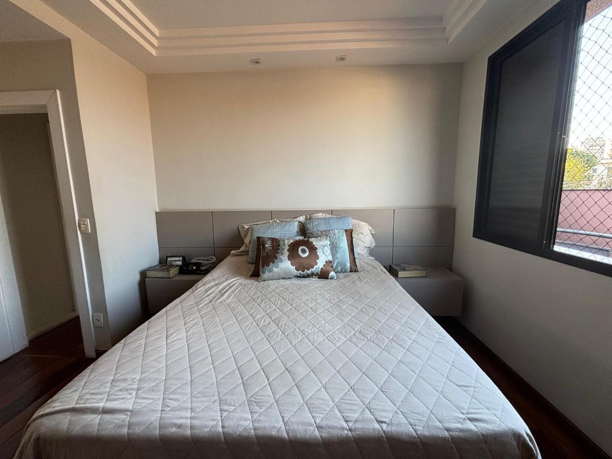 Casa, Caiçaras, 5 Quartos, 4 Vagas, 1 Suíte