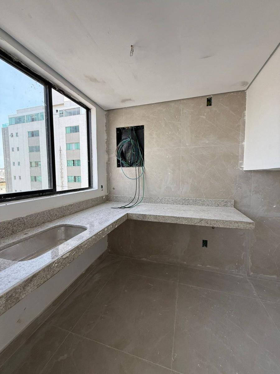 Cobertura, Sagrada Família, 3 Quartos, 2 Vagas, 2 Suítes