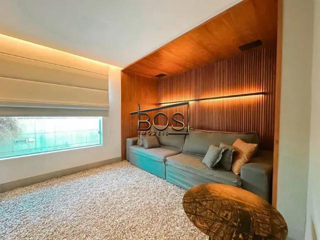 Cobertura, Centro, 3 Quartos, 4 Vagas, 2 Suítes