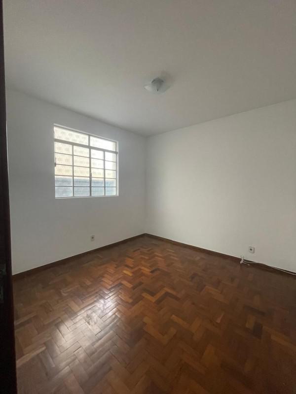 Casa, Floresta, 5 Quartos, 4 Vagas, 1 Suíte