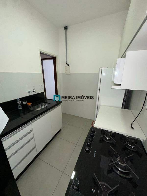 Apartamento, Funcionários, 2 Quartos, 0 Vaga