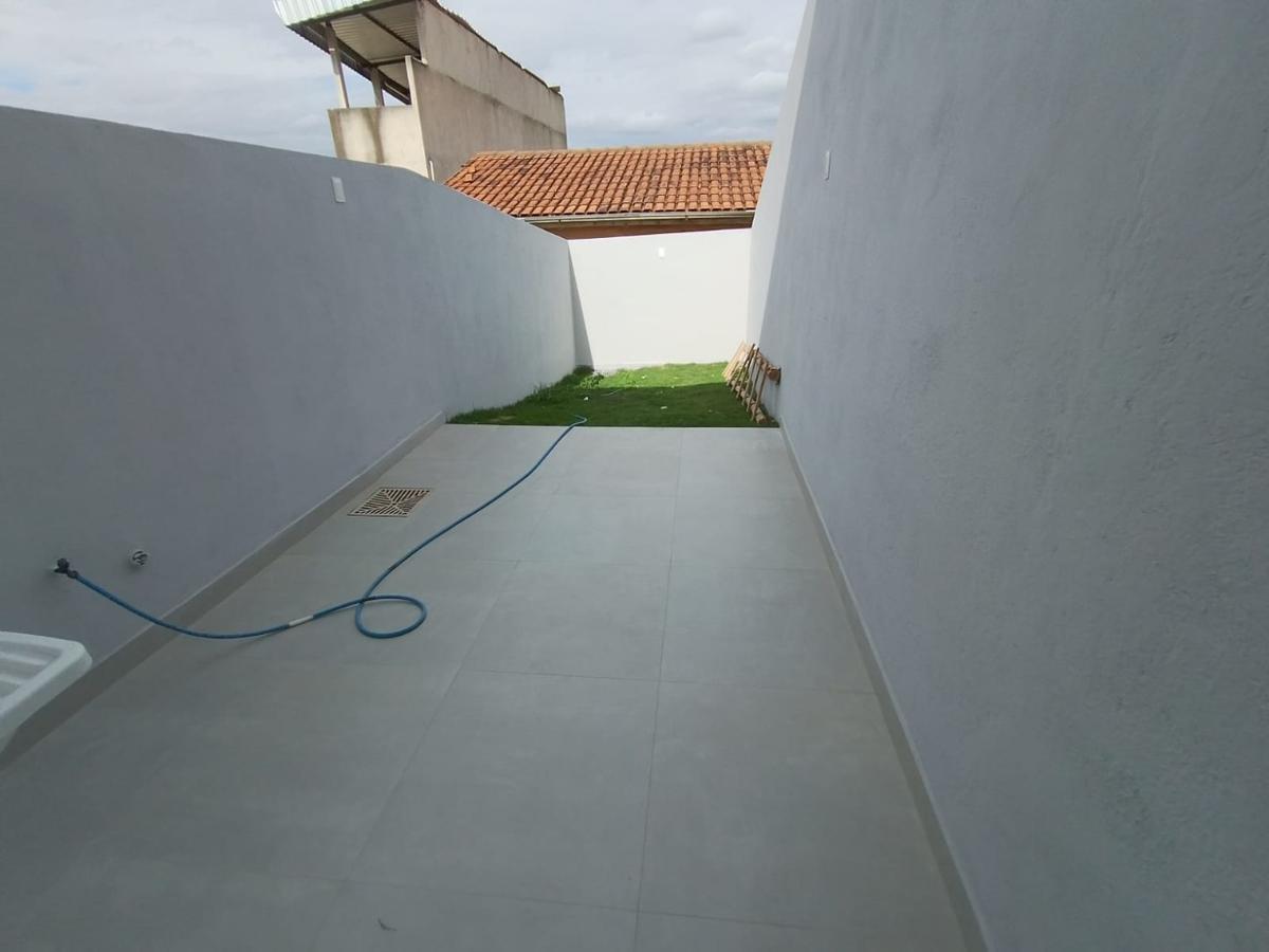 Casa, Jardim Leblon, 2 Quartos, 2 Vagas