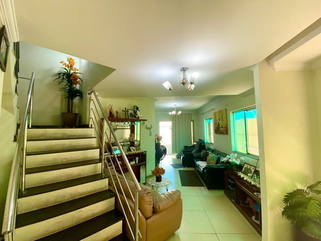 Casa, Arvoredo, 3 Quartos, 4 Vagas, 1 Suíte