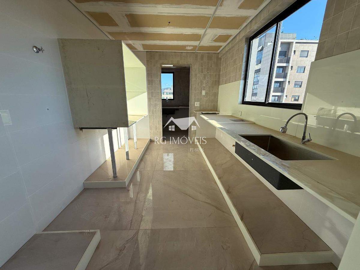 Cobertura, Barreiro, 4 Quartos, 4 Vagas, 4 Suítes